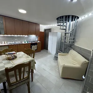 villa-casa-manu.hotels-amalfi.com/