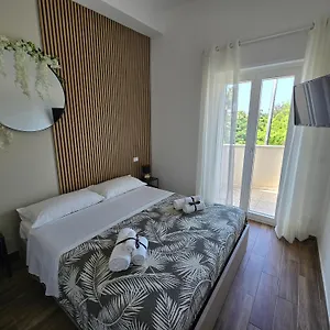 https://apt-maison-jolie.taorminaitalyhotels.com